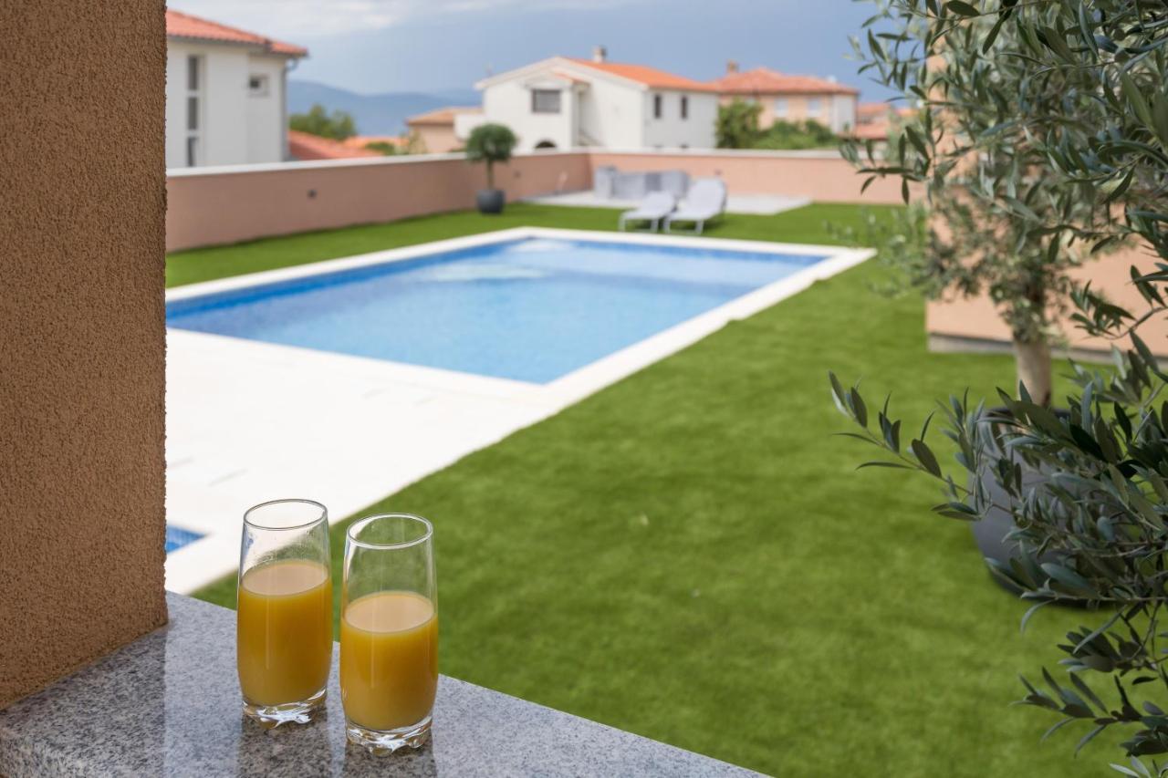 Apartmani Villa Ruby Linardići Eksteriør billede