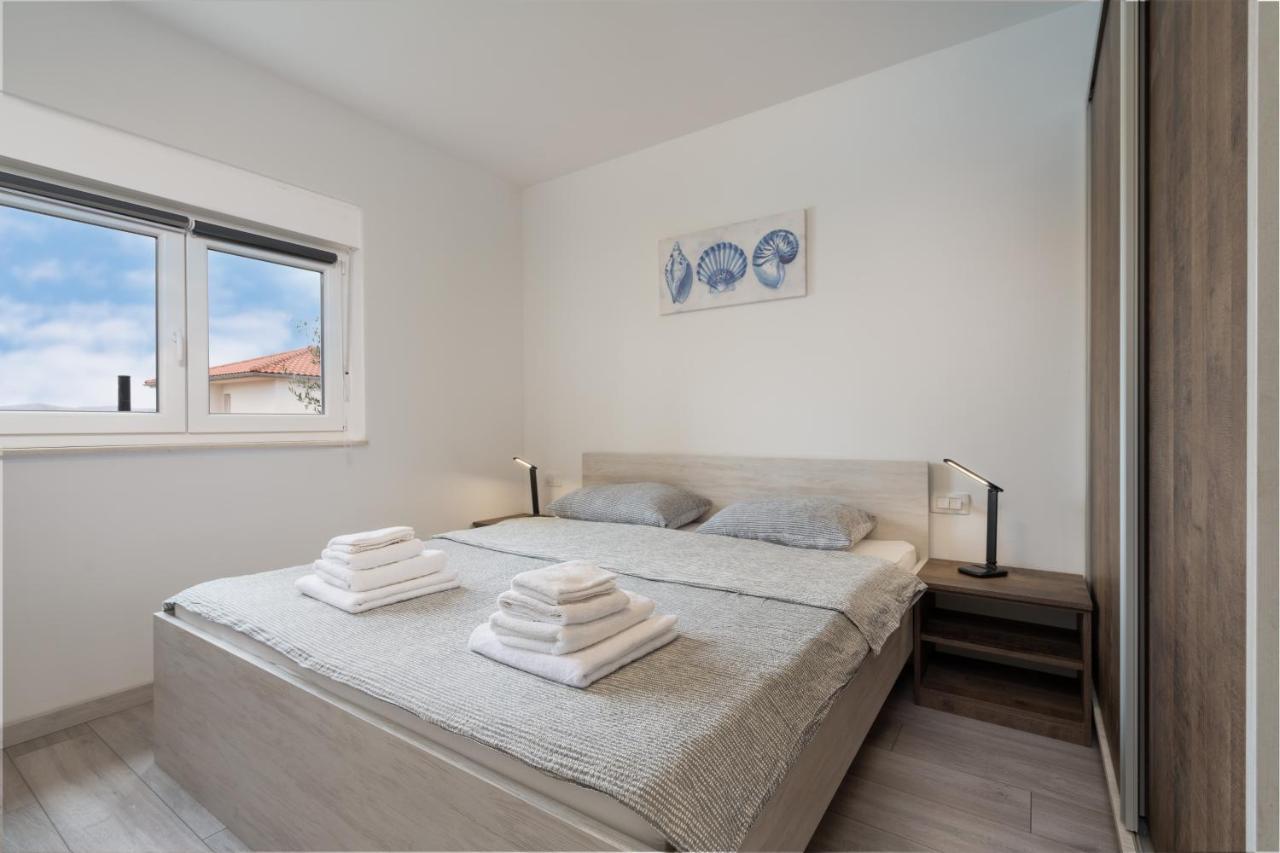 Apartmani Villa Ruby Linardići Eksteriør billede