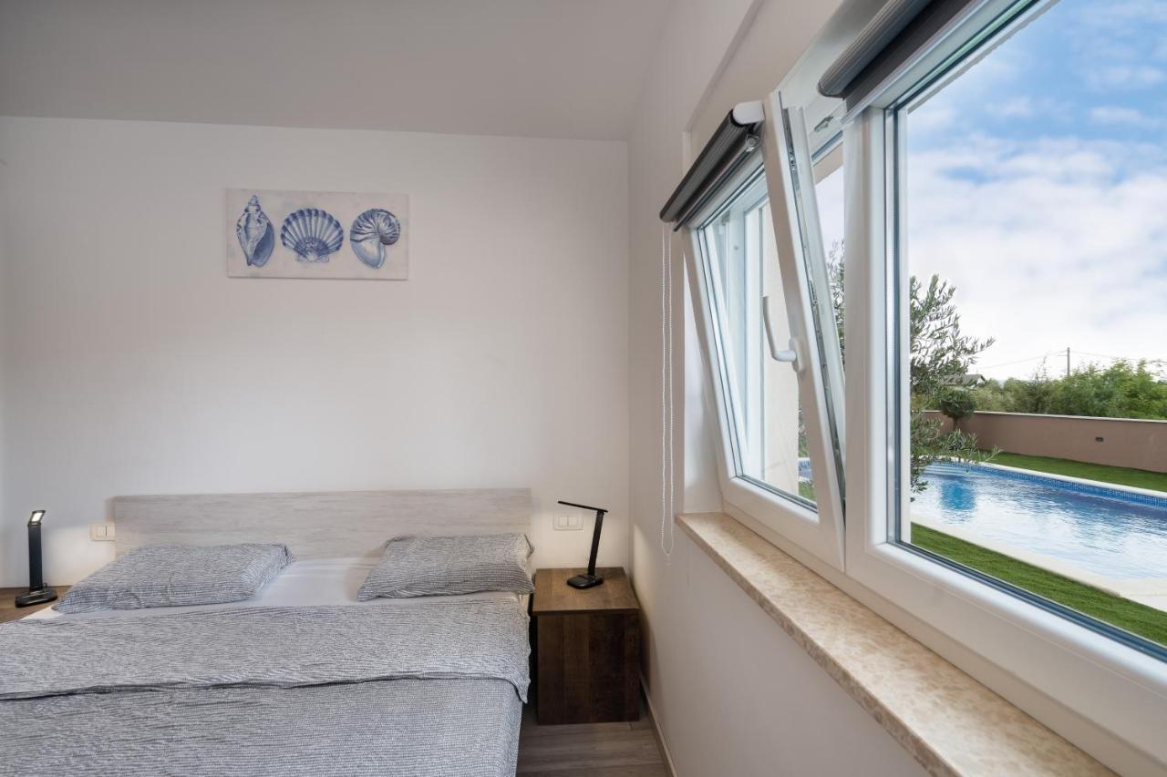Apartmani Villa Ruby Linardići Eksteriør billede