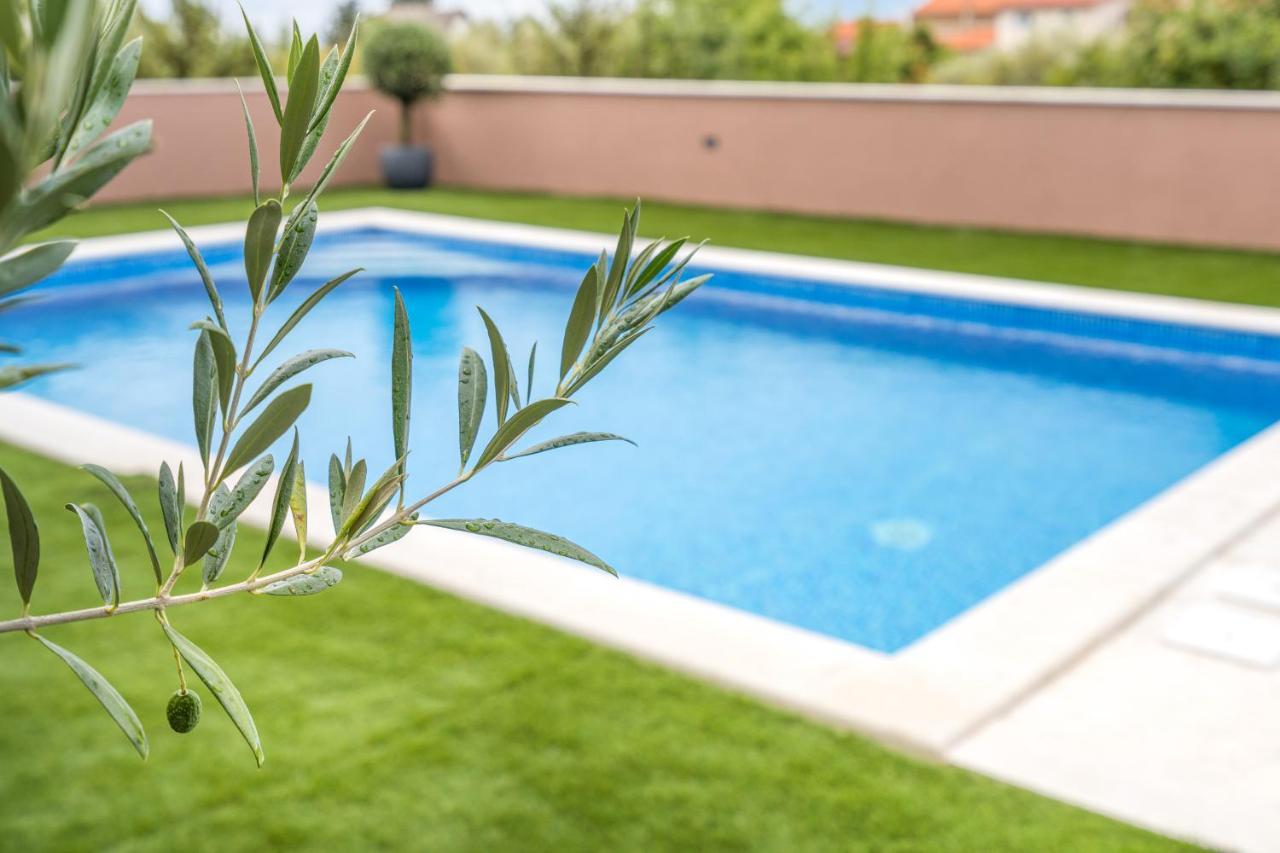 Apartmani Villa Ruby Linardići Eksteriør billede