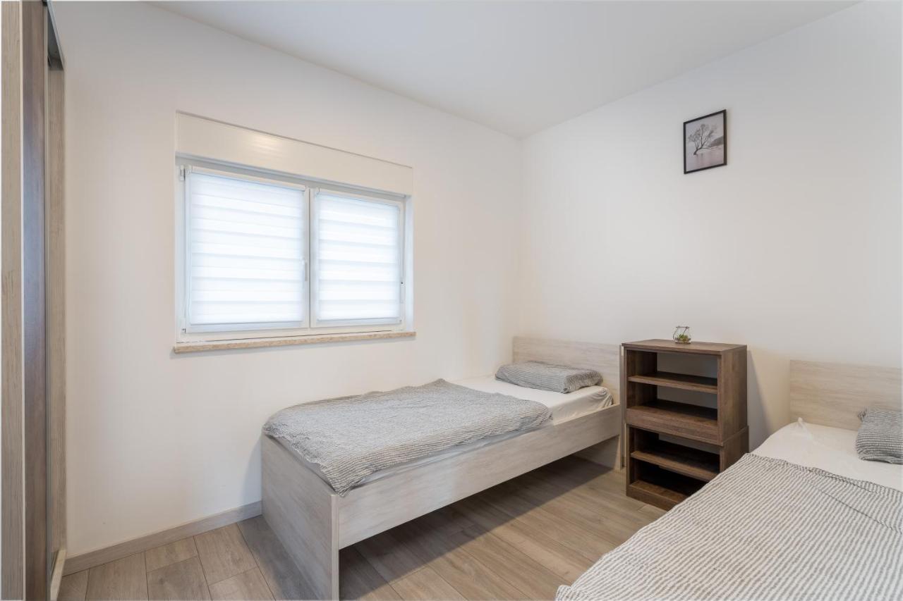 Apartmani Villa Ruby Linardići Eksteriør billede