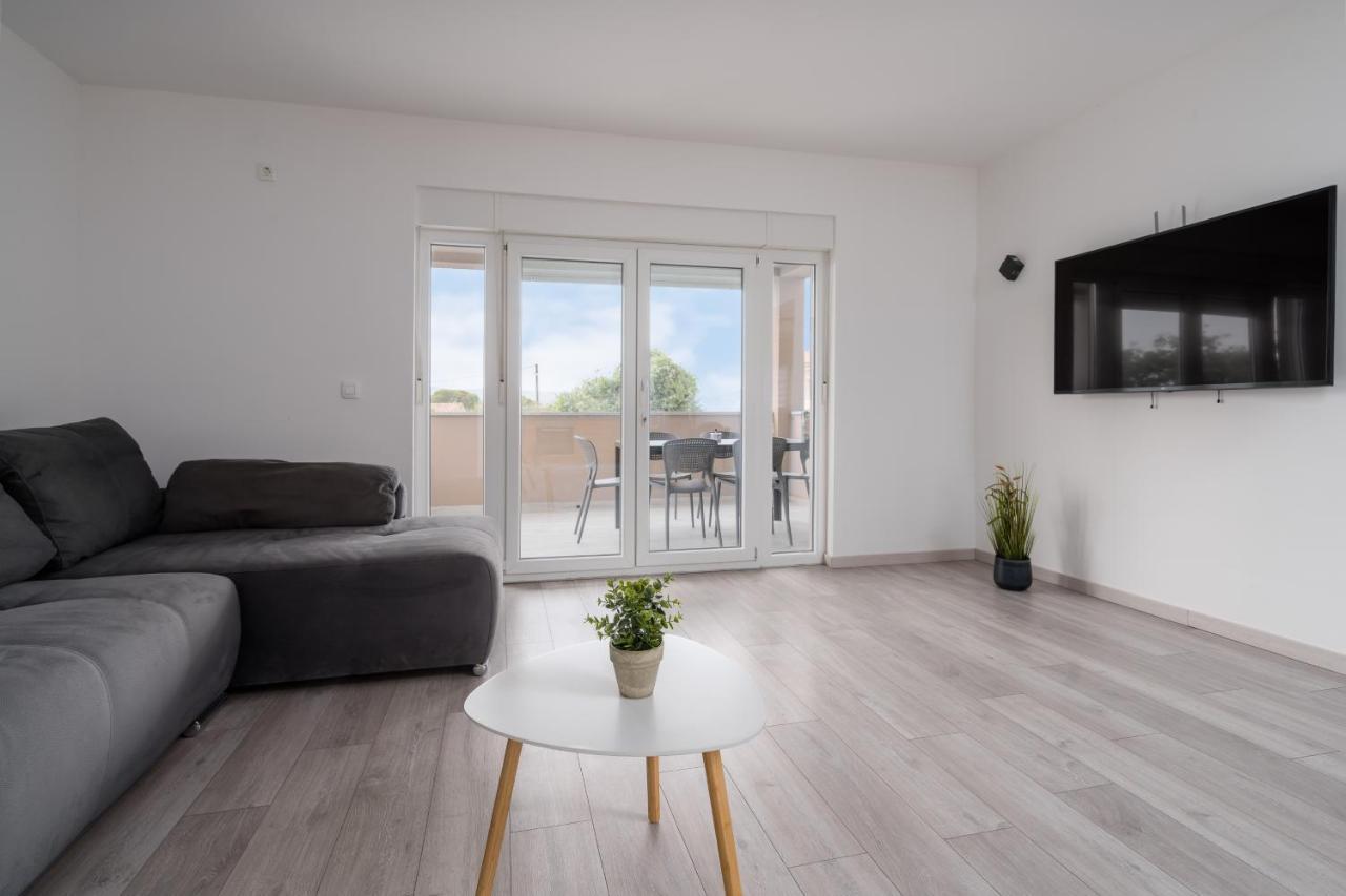Apartmani Villa Ruby Linardići Eksteriør billede